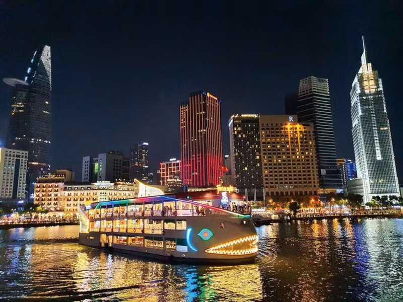 Croisière sur la rivière Saigon. Photo : CTV/CVN.