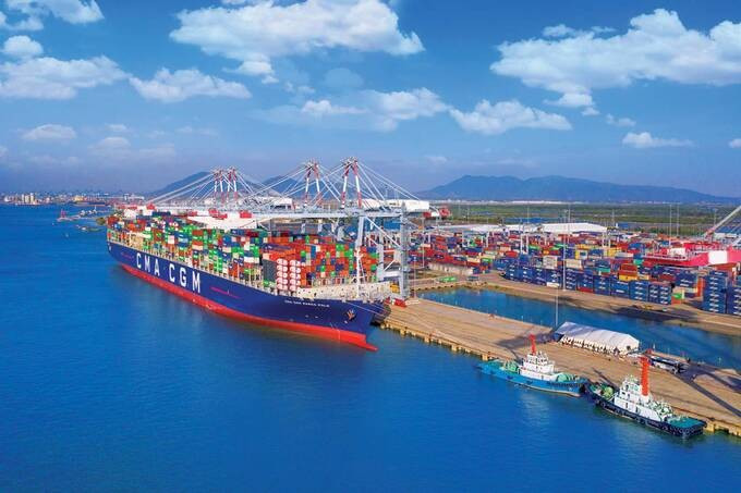 Le Vietnam a 3 ports maritimes dans le TOP 100 des ports à haut trafic de marchandises dans le monde