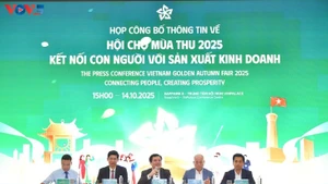 La conférence de presse sur La Foire d’automne 2025. Photo: Nguyên Long/VOV