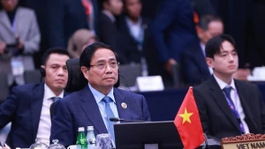 Le PM Pham Minh Chinh au 28e Sommet ASEAN+3. Photo : VNA