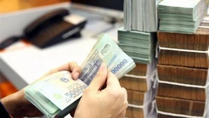 Le ministère des Finances doit garantir le décaissement des fonds dans les délais impartis, l'achèvement de ces opérations devant être achevé avant le 5 octobre. Photo : VGP.