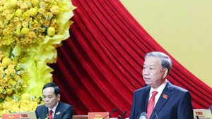 Le secrétaire général Tô Lâm s’adresse au premier Congrès du Comité du Parti de Ho Chi Minh-Ville pour le mandat 2025-2030. Photo : VNA.