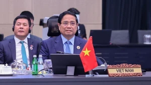 Le Premier ministre Pham Minh Chinh participe au 5ᵉ Sommet du RCEP. Photo: VNA