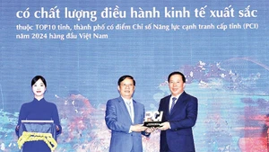 Long An s’est hissée dans le top 10 des provinces et villes les plus compétitives du Vietnam selon le classement PCI 2024. Photo : NDEL.