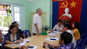 Une réunion à Dak Lak pour collecter des avis sur les projets de documents soumis au 14e Congrès national du Parti. Photo : VNA.