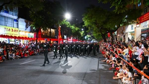 Lors de la première répétition général du défilé militaire. Photo : NDEL.