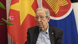 L'ancien diplomate et président de l'Association internationale des Amis de la Révolution algérienne, Noureddine Djoudi. Photo : VNA.