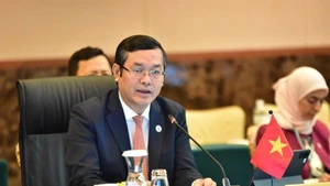 Le vice-ministre vietnamien de l’Éducation et de la Formation, Nguyen Van Phuc lors de la Conférence. Photo : NDEL.