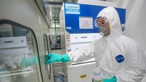 Les entreprises bénéficient de conditions favorables pour développer leurs activités, participer aux appels d'offres et investir à l'étranger. Photo : congthuong.vn