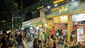 La cuisine du vieux quartier de Hanoï possède un charme unique. Photo : Guide Michelin.