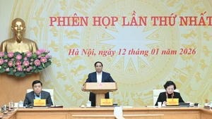 Le Premier ministre Pham Minh Chinh s'exprime lors de la première réunion du Comité national de pilotage des données. Photo : NDEL.