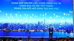 Cérémonie de lancement du Centre d'innovation de Hanoï. Photo: hanoimoi.vn