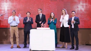 Célébration du 20e anniversaire d'Intrepid Vietnam. Photo : NDEL