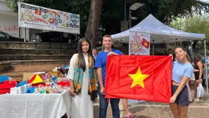 C’était la première fois que la Journée Vietnam-Grèce était organisé dans la ville d’Édessa, au nord de la Grèce. Photo : NDEL