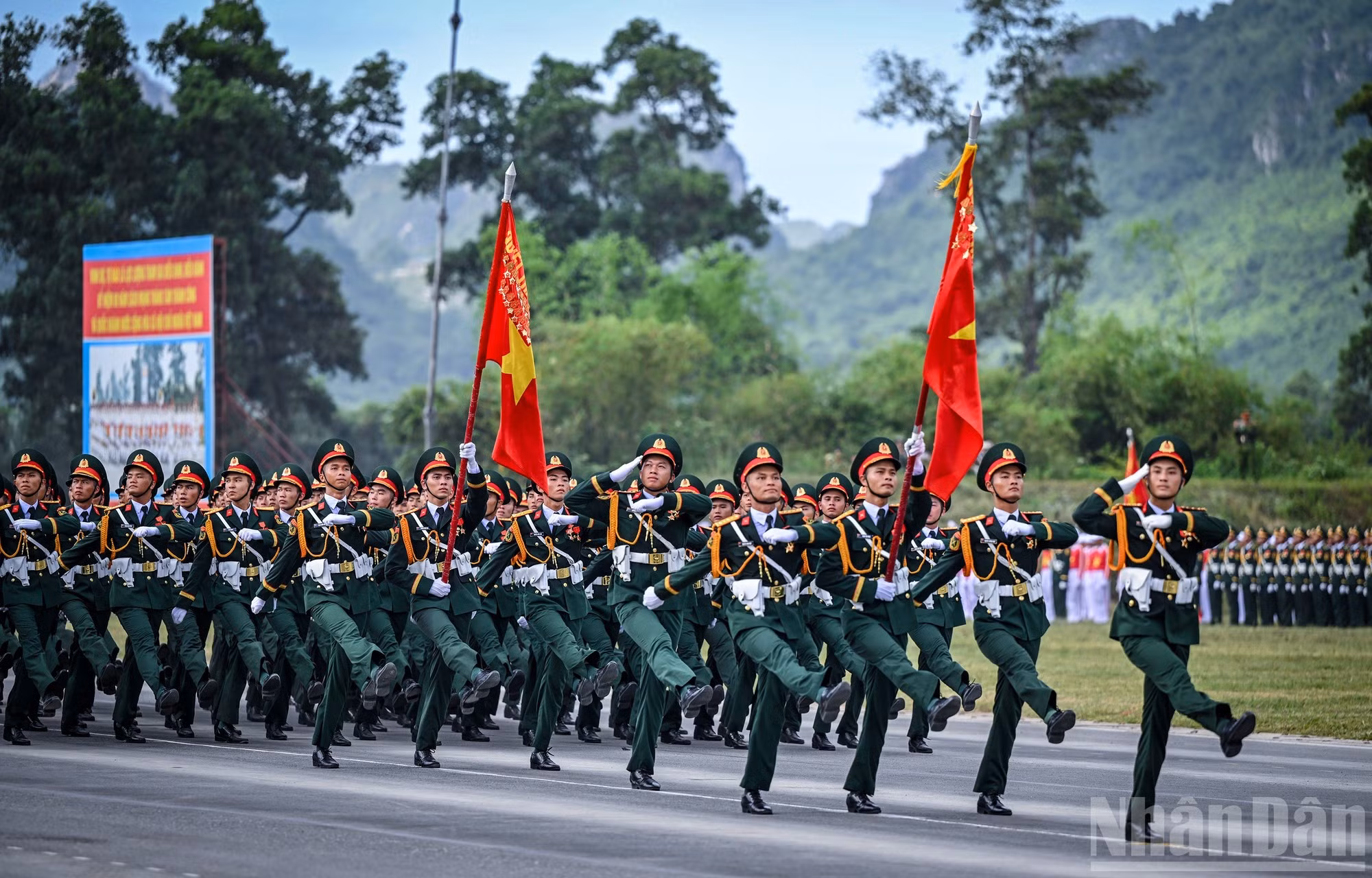 khoi-si-quan.jpg