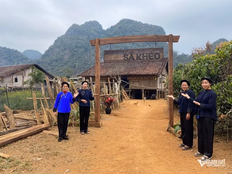 En 2025, Lan Nong a été choisi pour expérimenter un modèle de tourisme « Net Zero », avec la participation de 13 ménages. Photo : Vietnamnet.