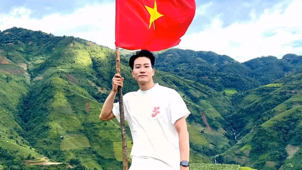 Kaisei Hai, un Japonais qui souhaite explorer les 63 provinces et villes du Vietnam. Photo : baoquocte.