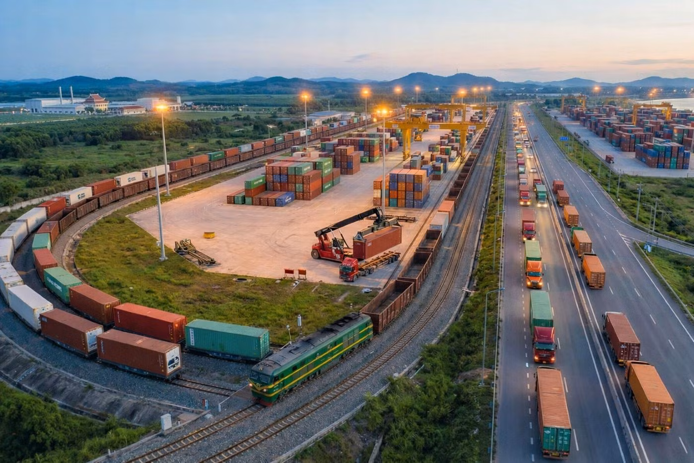 Le Vietnam entend s’imposer comme un hub logistique majeur en Asie du Sud-Est grâce au développement des infrastructures modernes, connectées et durables. Photo : doanhnghiepdautu.