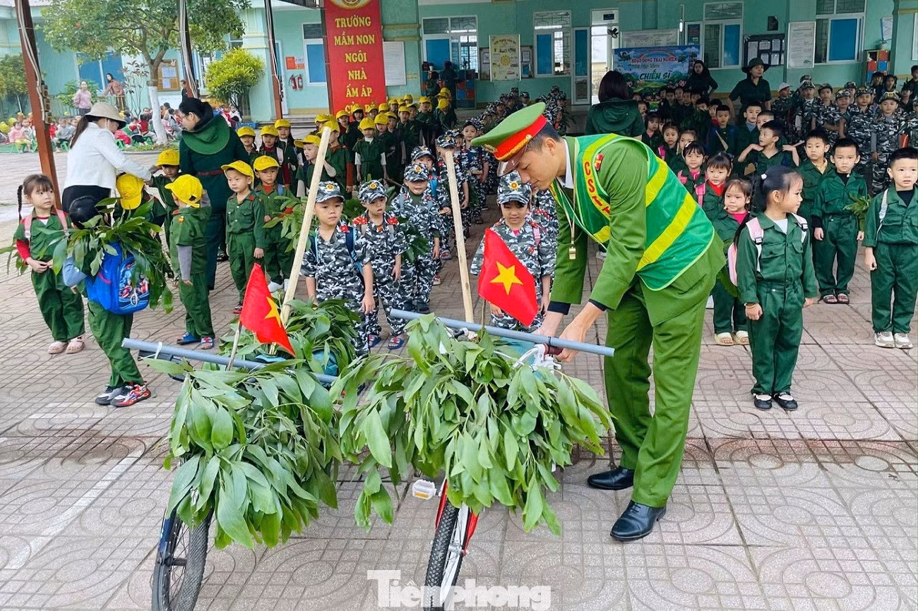 enfant-ho-van-dai.jpg