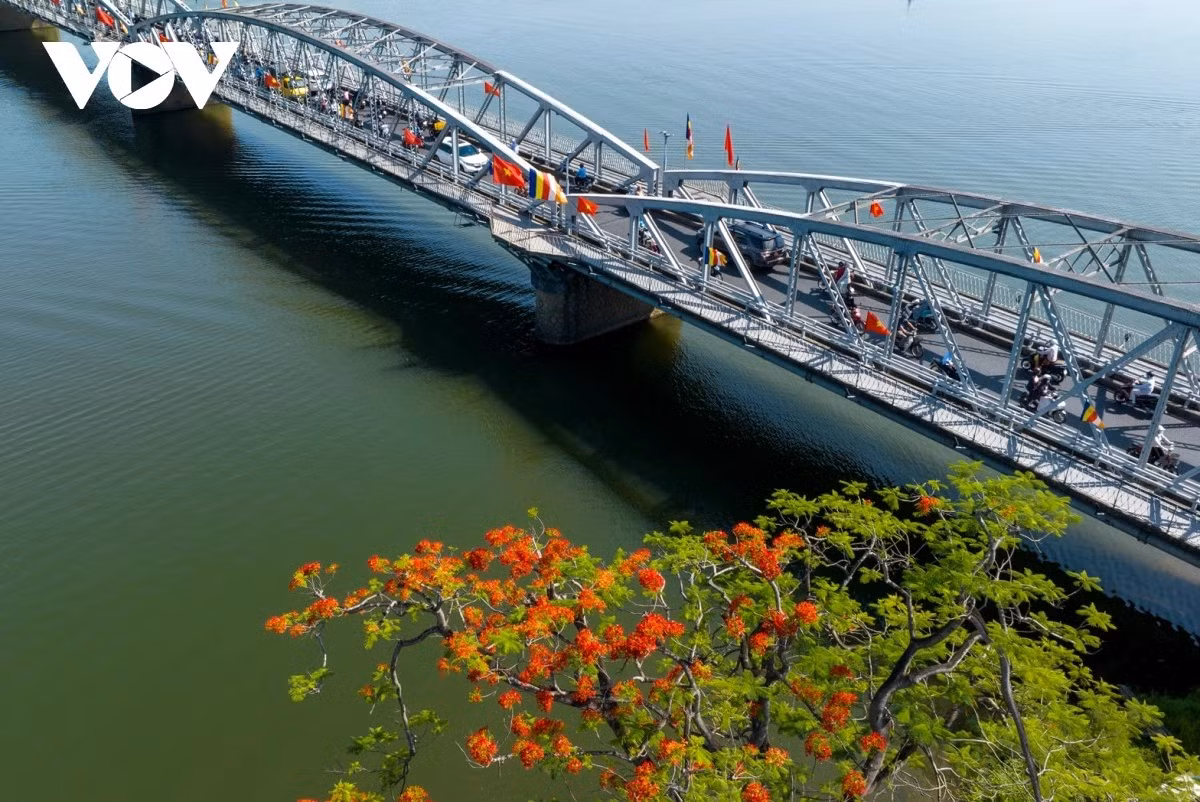 pont-phuong.jpg