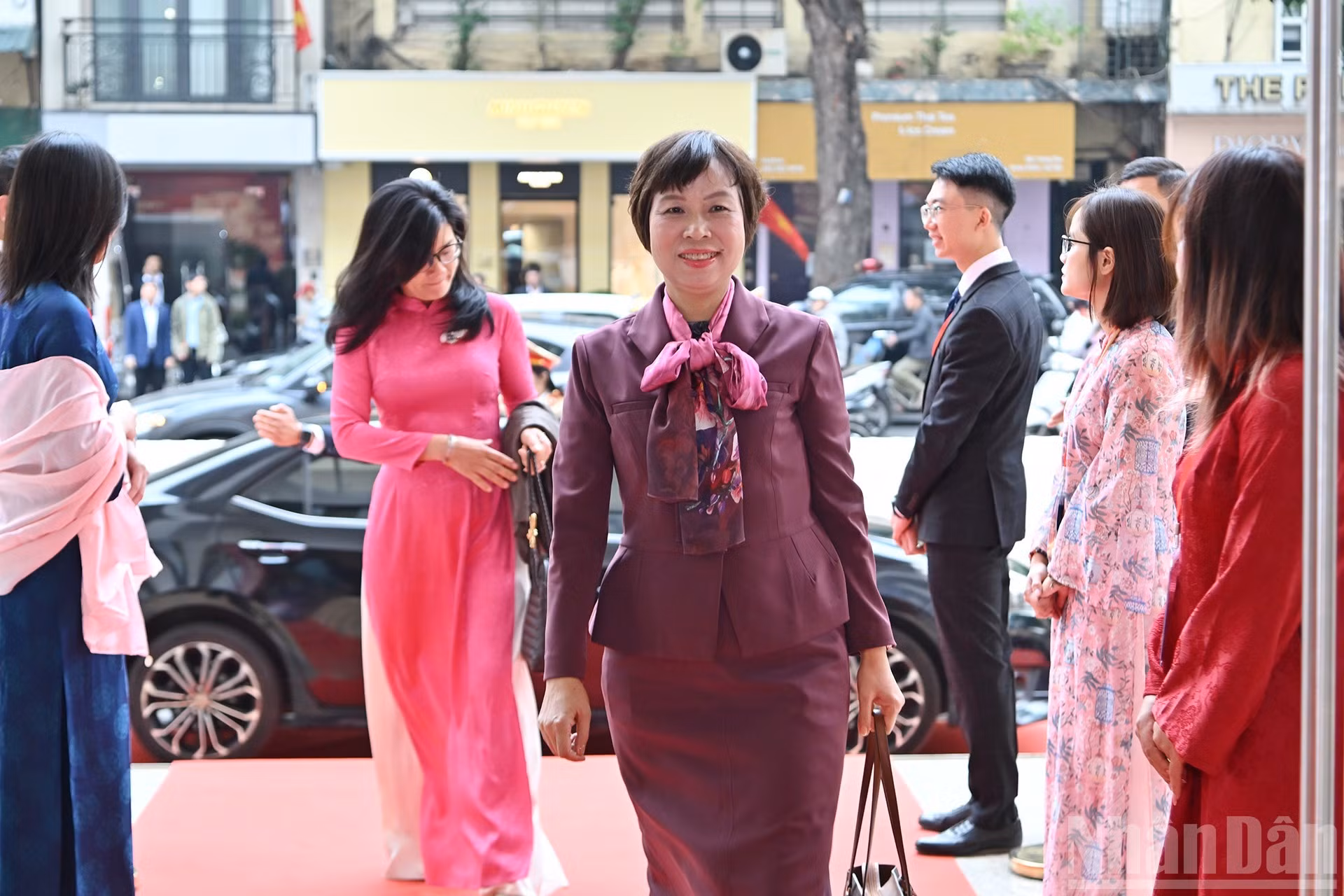 75-trang.jpg