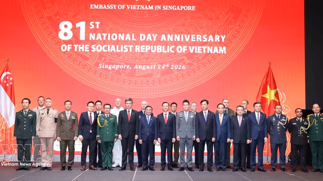 Le membre du Bureau politique et permanent du Secrétariat du Comité central du Parti communiste du Vietnam, Tran Cam Tu, assiste à la cérémonie marquant le 81e anniversaire de la Fête nationale vietnamienne. Photo : VNA. 