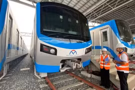 DEs conducteurs de métro sur la ligne 1 (Ben Thanh - Suoi Tien). Photo : Nhandan.