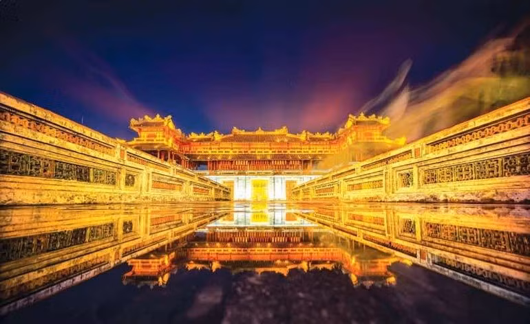 Le Tan Thanh (Vietnam) – Âge d’or (Golden age).