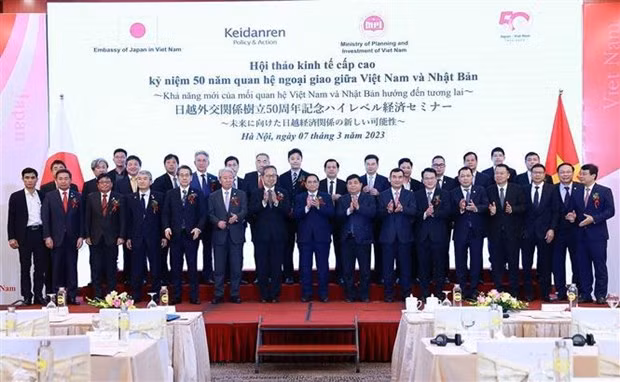 Délégués lors du séminaire. Photo: VNA