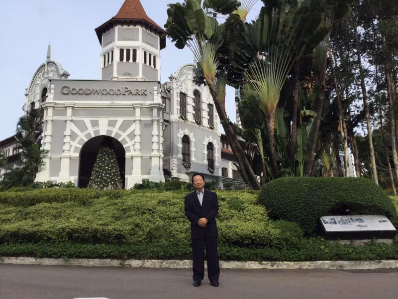 Nguyên Duc Hùng, vice-président - secrétaire général de l'Association d'Amitié Vietnam - Singapour, ancien ambassadeur du Vietnam à Singapour. Photo : thoidai.com:vn Nguyên Duc Hùng, vice-président - secrétaire général de l'Association d'Amitié Vietnam - Singapour, ancien ambassadeur du Vietnam à Singapour. Photo : thoidai.com:vn