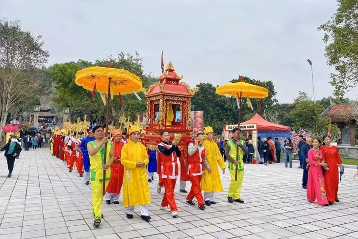 Jeunesse et festivals traditionnels