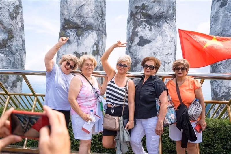 Le pays vise cette année 22-23 millions de visiteurs internationaux. Photo : VNA/CVN