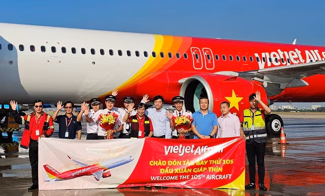 Le 105e avion de Vietjet est arrivé le 18 février à l'aéroport de Tân Son Nhât, à Hô Chi Minh-Ville. Photo : VGP
