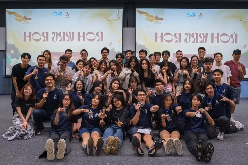 Des élèves et étudiants vietnamiens dans l’État du Queensland. Photo : VNA.