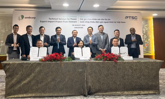 Coopération entre PTSC, membre du groupe PetroVietnam, et Sembcorp Utilities Pte. Ltd. (Singapour). Photo : VNA.
