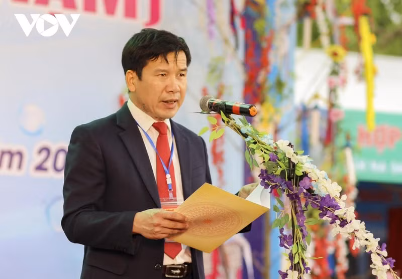 Selon Nong Quang Thang, vice-président du Comité populaire du district de Dien Bien, le Fête Bun Huot Nam a été classée au patrimoine culturel immatériel national. C'est l'occasion d'honorer, de préserver et de diffuser les bonnes valeurs culturelles traditionnelles de l’ethnie Lao.
