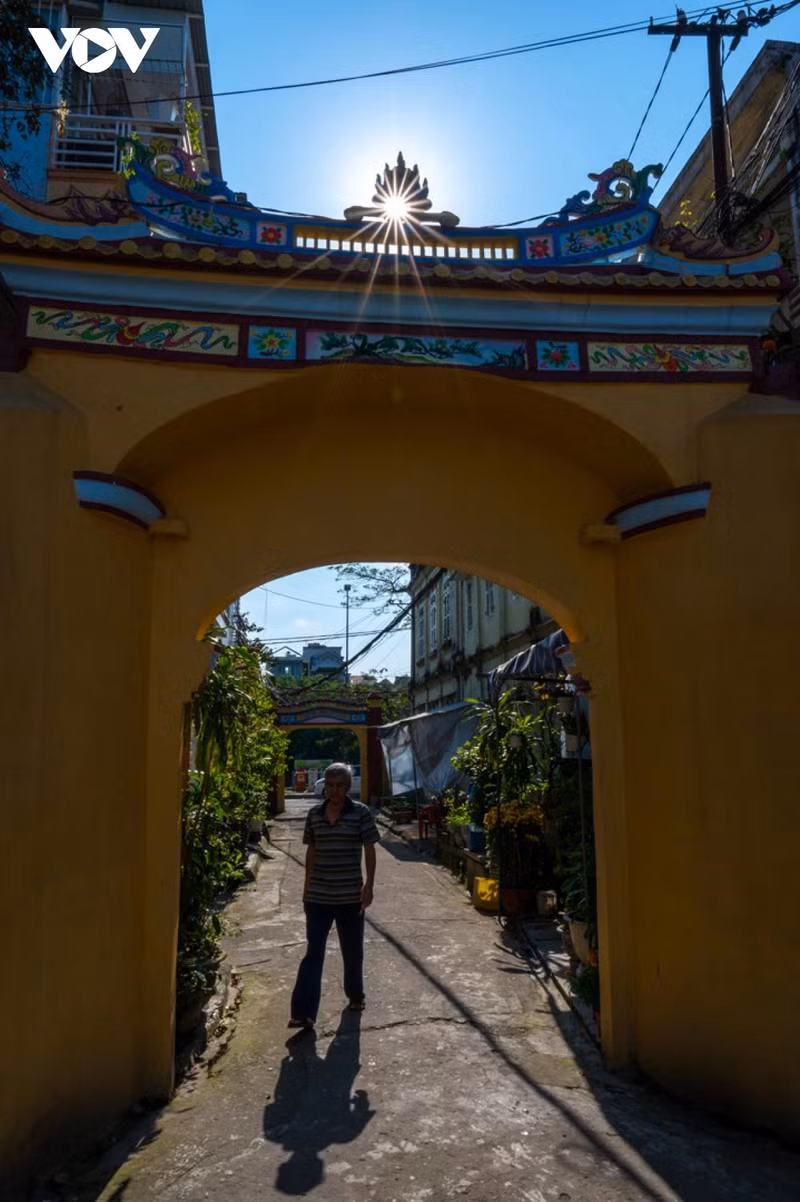 Les portes du palais du roi Gia Hung (1835-1885), le 8e prince du roi Thieu Tri.