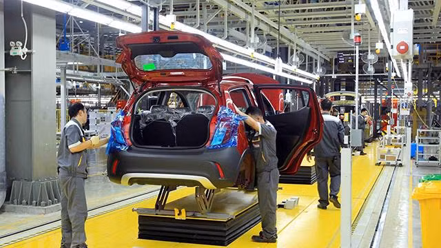 La production automobile au cours des 10 premiers mois du Vietnam estimée à 362 000 unités. Photo : VNA.