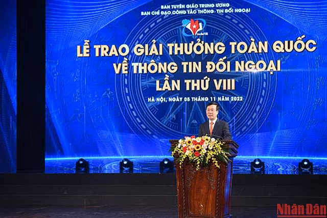 Vo Van Thuong, membre du Bureau Politique, Permanent du Secrétariat du Comité central du Parti communiste du Vietnam, prend la parole. Photo : VNA.