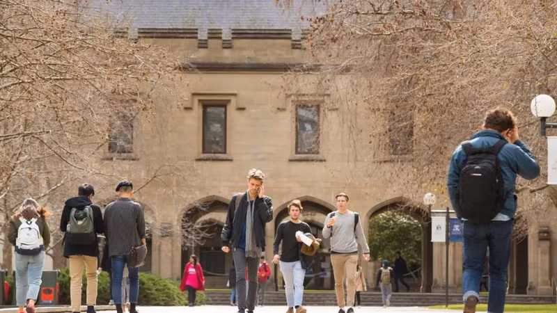 De nombreux étudiants vietnamiens sont également soutenus par le gouvernement et les écoles australiennes grâce à des bourses d’études. Photo : baoquocte.vn