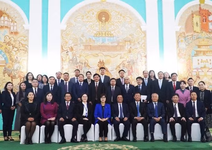 Les délégués de la 18e réunion du Comité intergouvernemental Vietnam-Mongolie sur la coopération économique, commerciale, scientifique et technique. Photo : nongnghiep.vn.