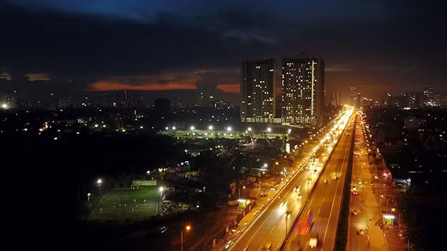 La beauté splendide de Hanoi nocturne ảnh 7