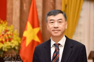 L’ambassadeur du Vietnam en République tchèque, Duong Hoai Nam. Photo : VNA.