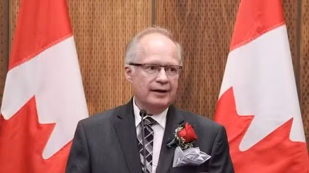 Bryon Wilfert, ancien président du Groupe d’amitié parlementaire Canada-Vietnam et actuel conseiller principal du Conseil commercial Canada-Vietnam. Photo : Association des anciens parlementaires canadiens