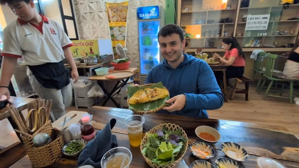 two-peas-abroad-banh-xeo-17804-3695-4284-1780475567.jpg