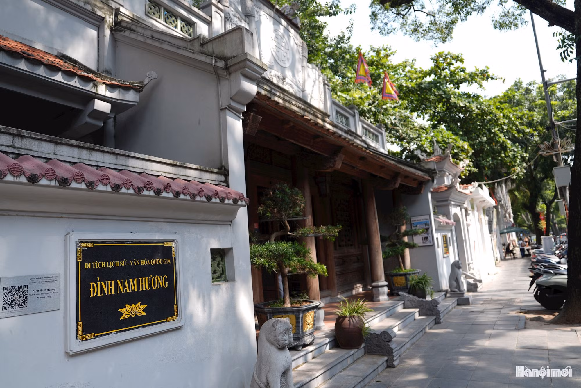 La maison communale de Nam Huong préserve les pratiques religieuses traditionnelles et contribue à la richesse culturelle du centre de Hanoï. 