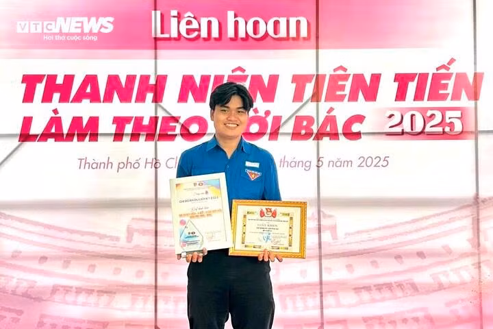 nguyen-minh-tri-cu-tri-08174048.jpg