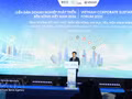 Le prof.associé-Dr Ho Sy Hung, président de la VCCI, s'exprime lors du Forum des entreprises sur le développement durable du Vietnam (VCSF).