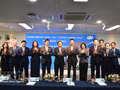 Le vice-Premier ministre Ho Quoc Dung a souhaité que le FPT renforce son rôle de passerelle technologique entre le Vietnam et la République de Corée. Photo : VNA.