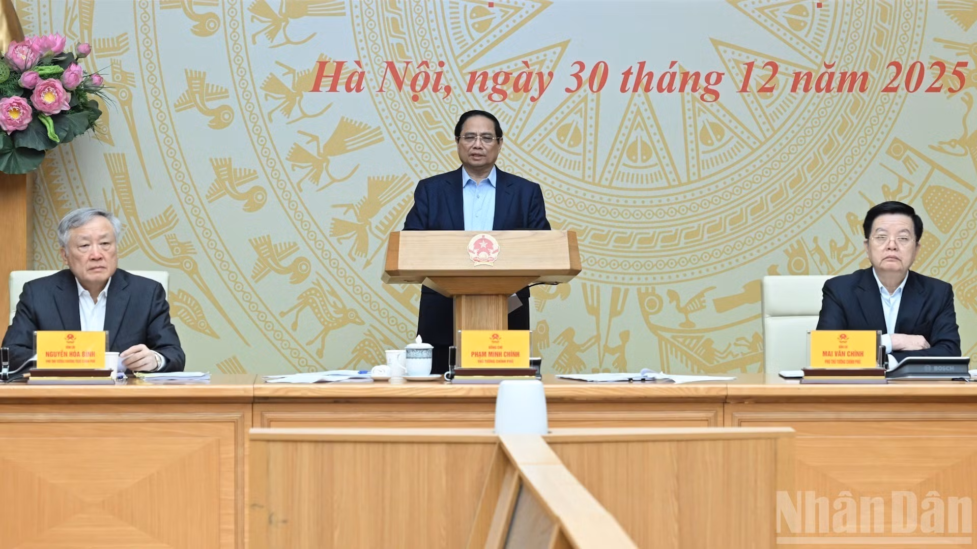 Le Premier ministre Pham Minh Chinh prononce une allocution d’orientation lors de la conférence.